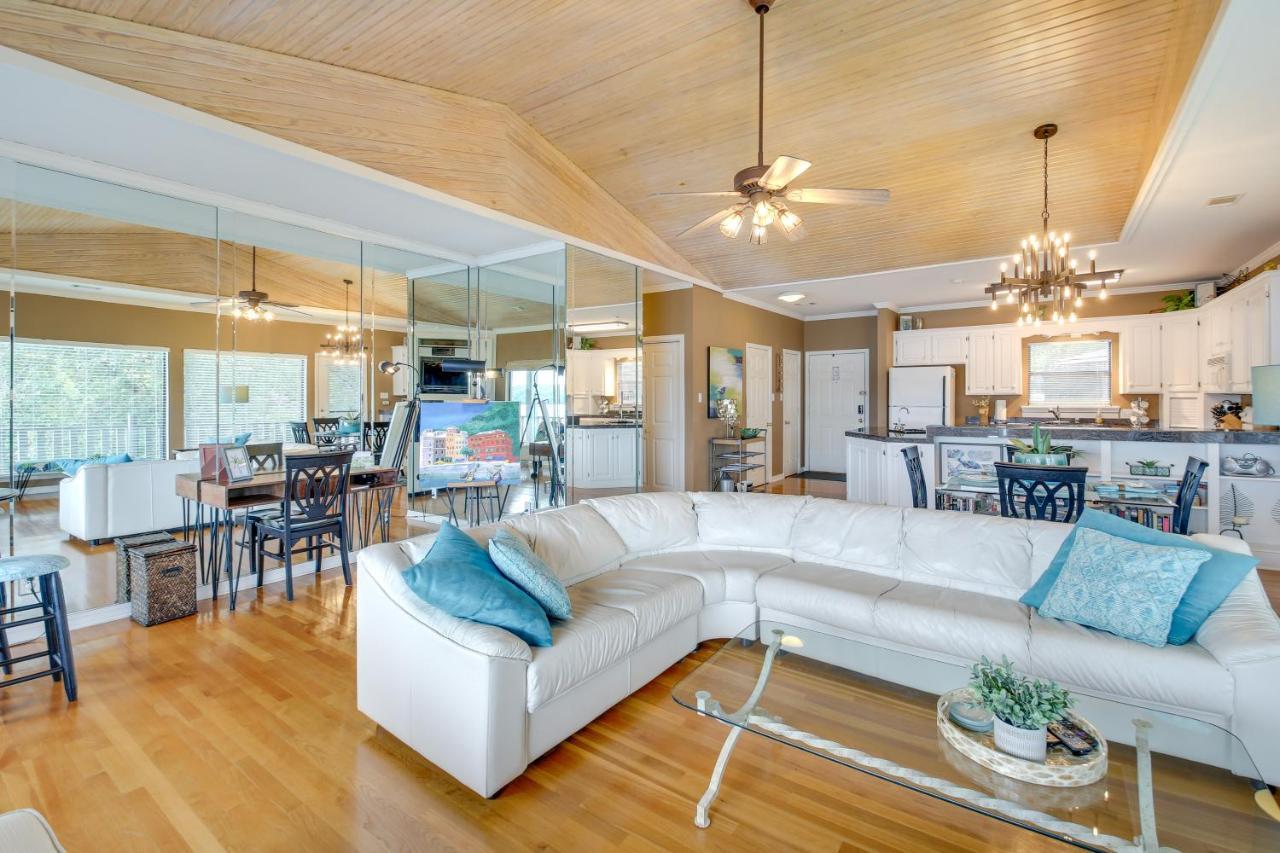 Spacious Hot Springs Penthouse Stunning Lake View Buitenkant foto